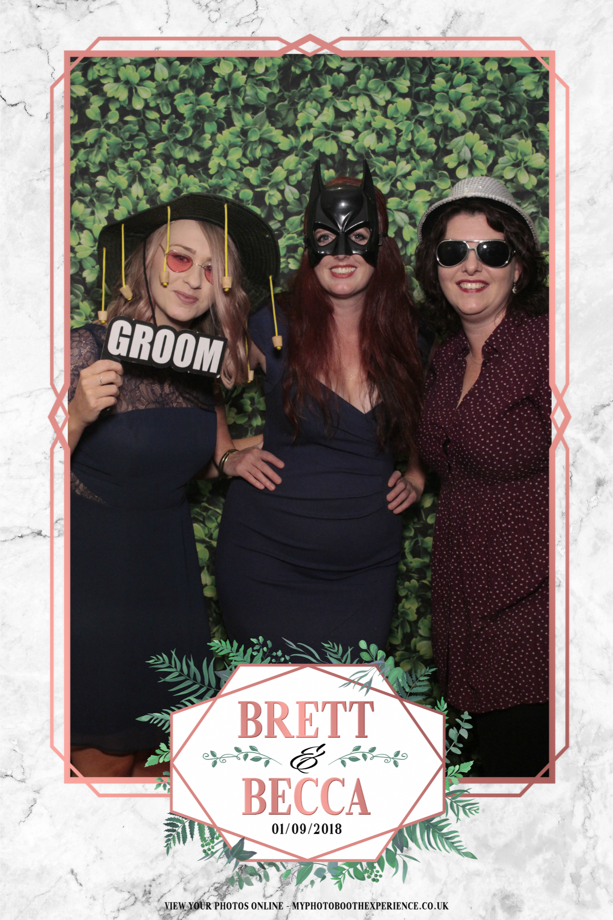 Brett & Becca's Wedding | View more photos from the event at gallery.myphotoboothexperience.co.uk/u/MyPhotoBoothExperienceLtd/Brett-Beccas-Wedding